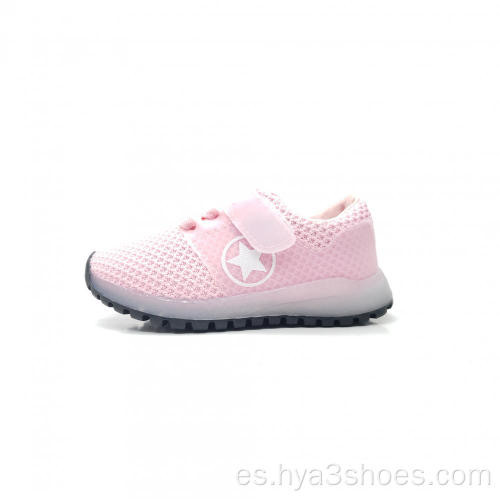 Zapatos cómodos y transpirables para niños